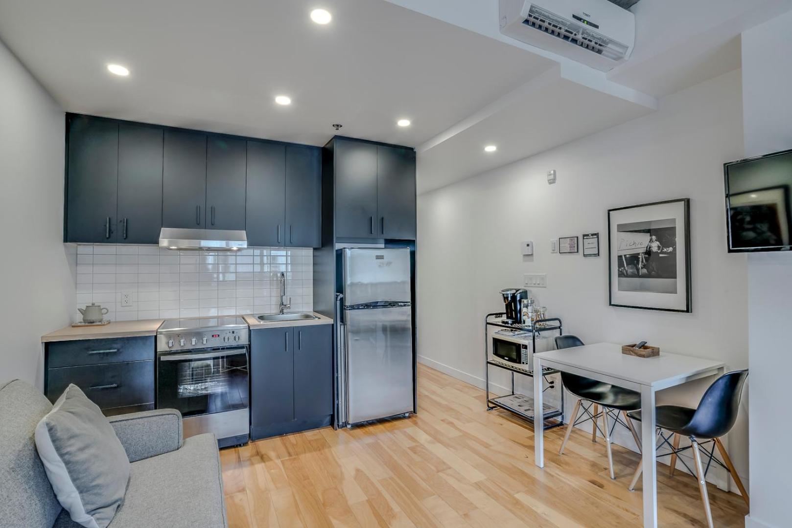 Le Studio Picasso "Parking Inclus" Québec Esterno foto